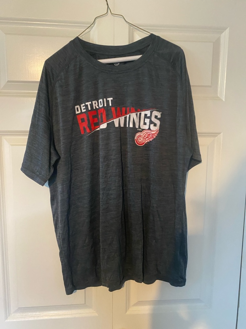 C9 by Champion Men's Gray Detroit Red Wings Graphic Tee